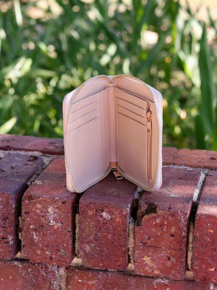 Blakely Wallet Pearl DQ